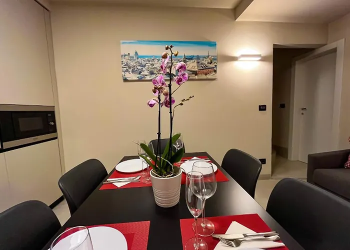 Elegante Trilocale Zona Acquario-ianuamaris Daire