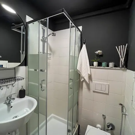 Elegante Trilocale Zona Acquario-ianuamaris Apartment