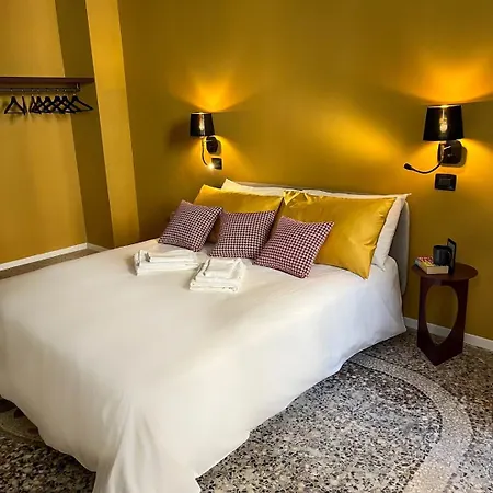 Daire Elegante Trilocale Zona Acquario-ianuamaris